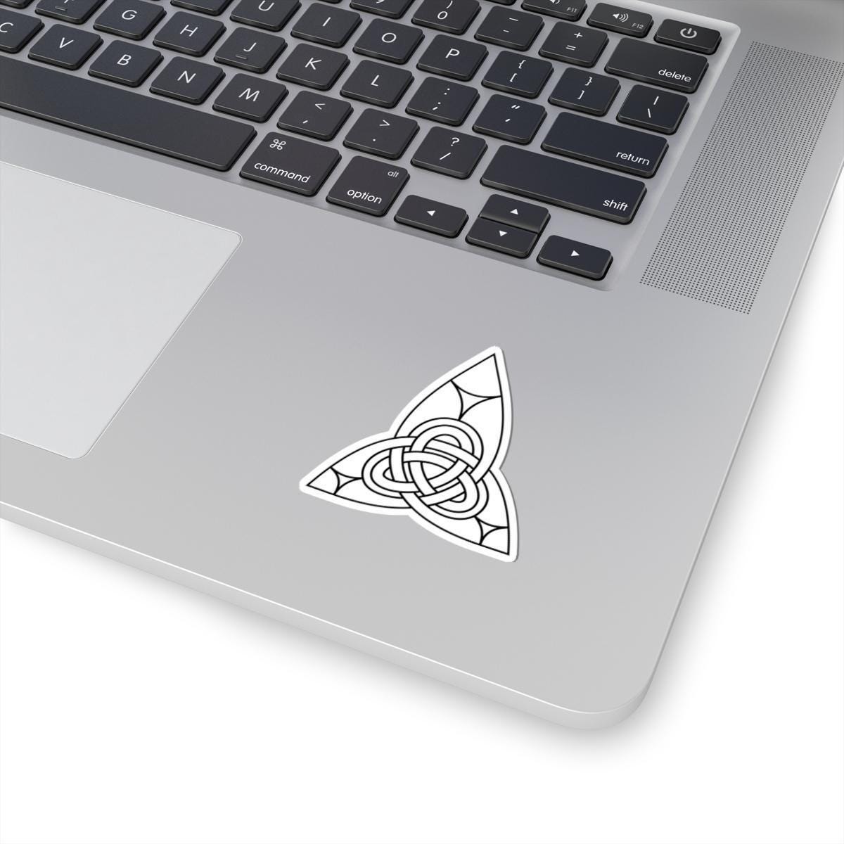 Celtic Trinity Knot Sticker – Glossy Vinyl Decal With Interwoven Knot Design