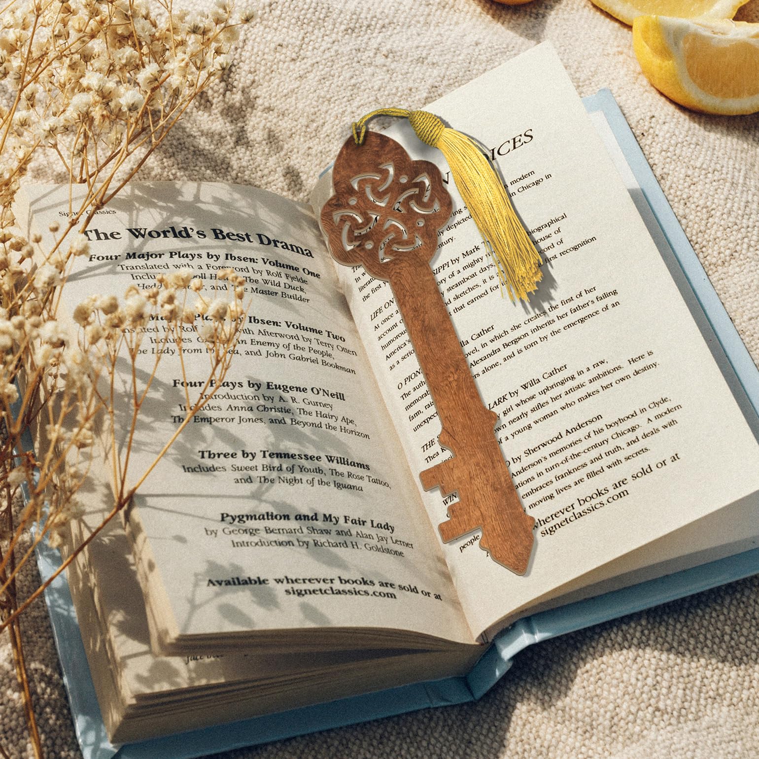 Celtic Wooden Bookmark – Laser Cut Trinity Knot Design | Dark Wood Finish Tassel