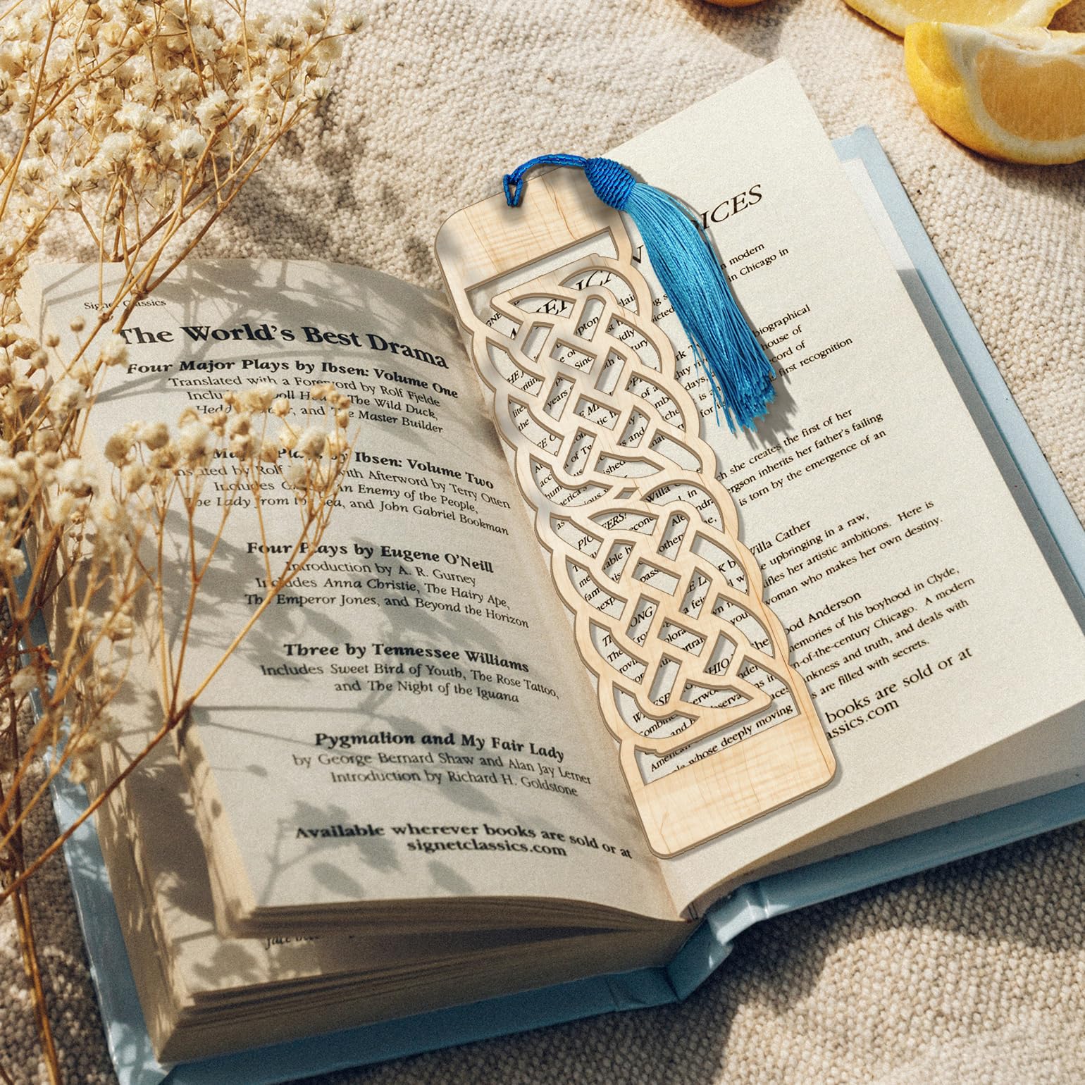 Celtic Knotted Braid Wooden Bookmark with Tassel – Intricate Laser-Cut Light Wood Grain Design