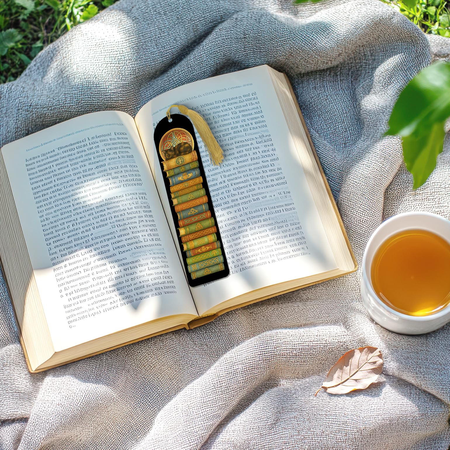 Celtic Cat Bookmark – Acrylic Sleeping Cat Design with Gold Tassel | Durable Book Lover Gift