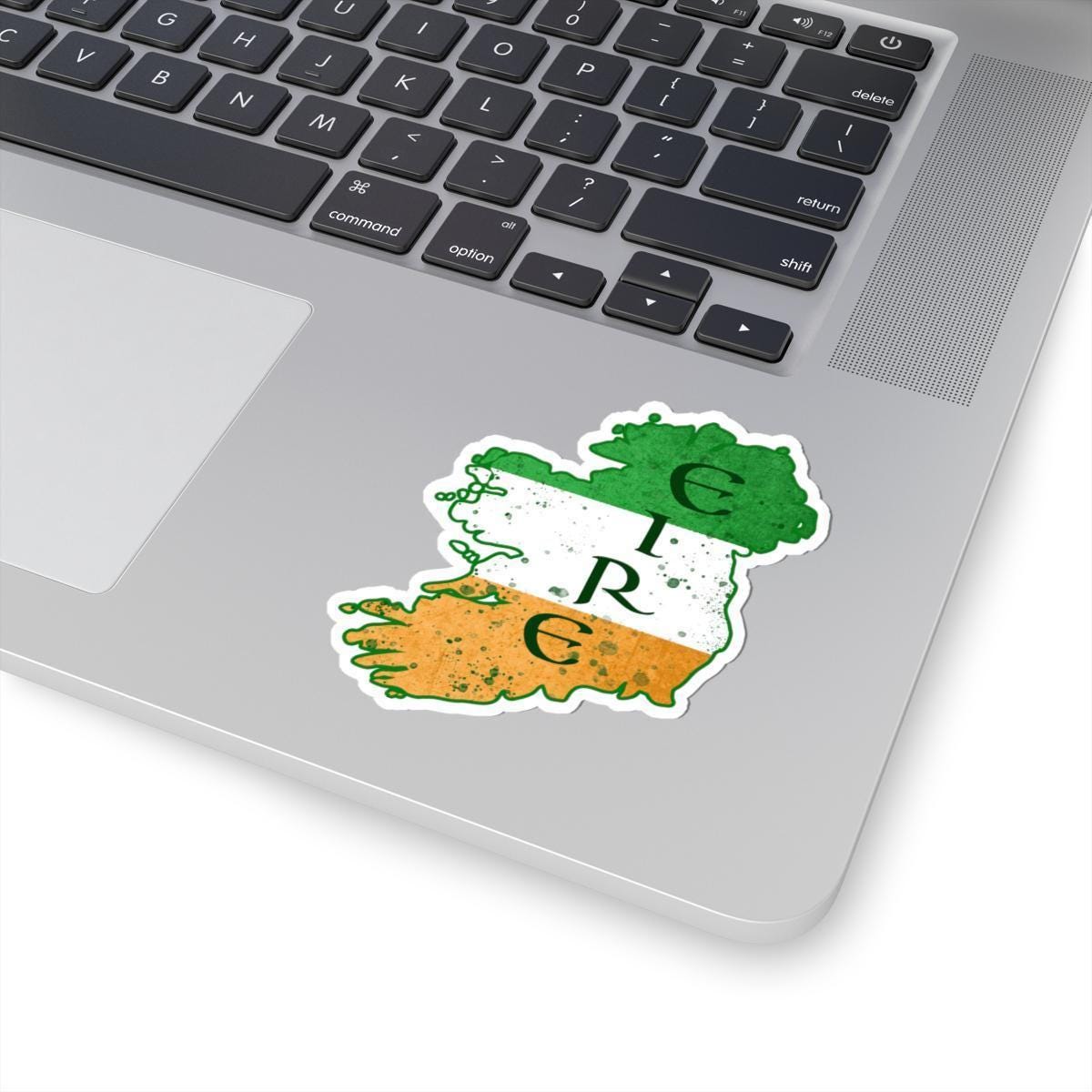 Eire Map Decal - Irish Flag Sticker With Glossy Vinyl & Distressed Map Design