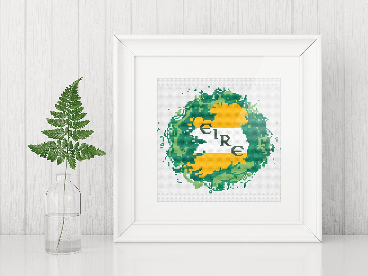 Celtic Cross Stitch Pattern - Irish Cross Stitch Embroidery Chart With Shamrock Design