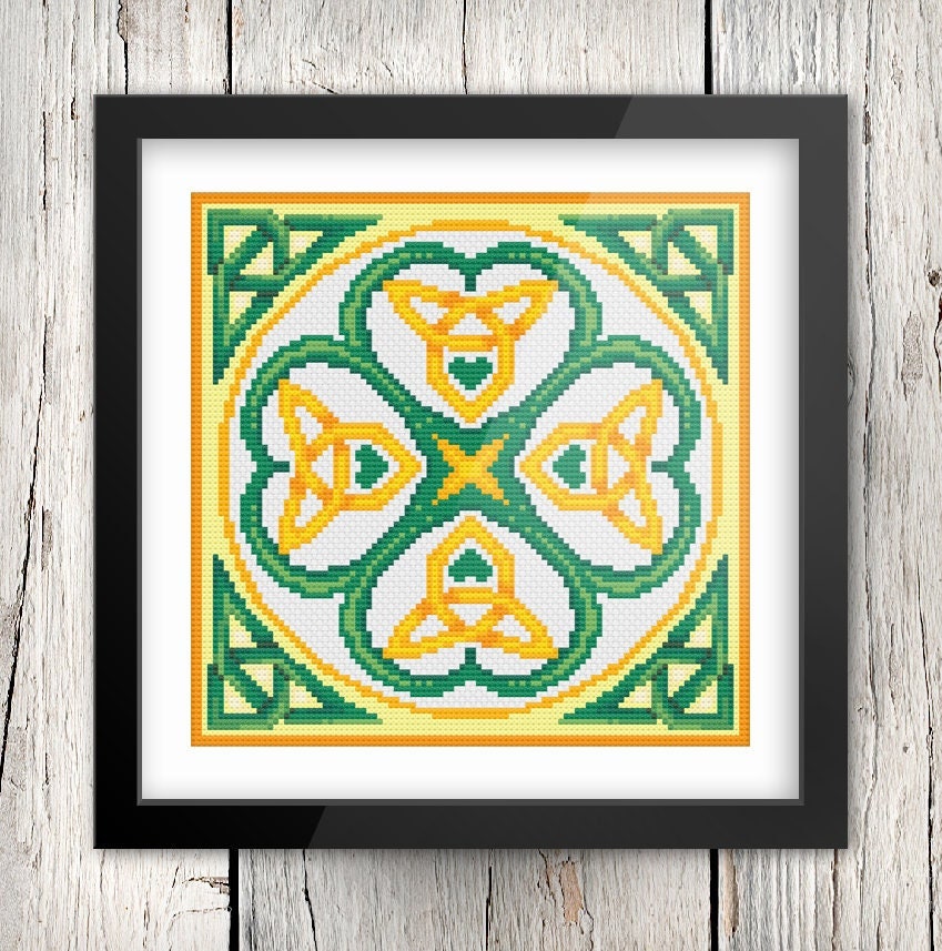 Celtic Cross Stitch - Four Leaf Clover Pattern | Irish Embroidery Chart