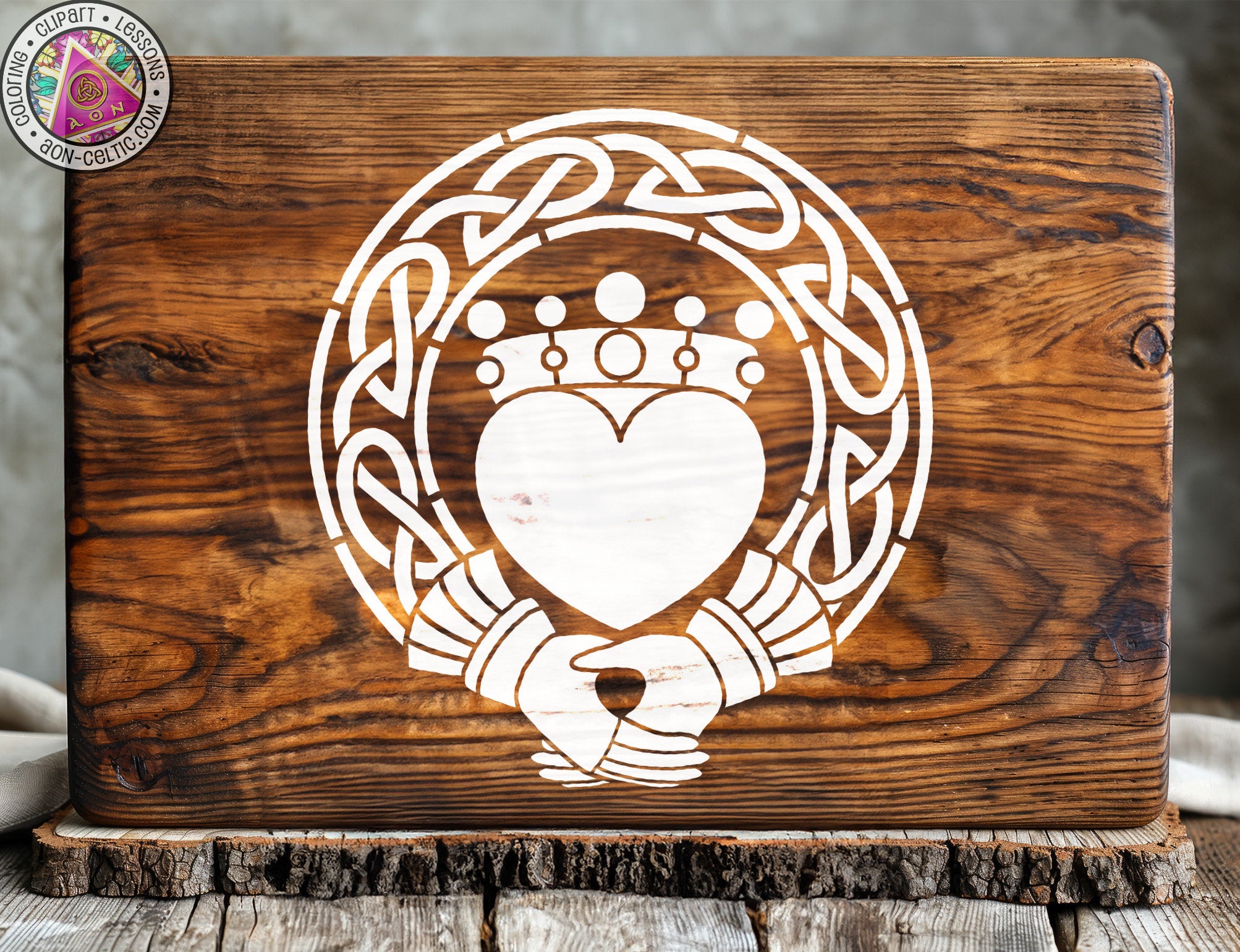 a wooden box with a picture of a bear on it